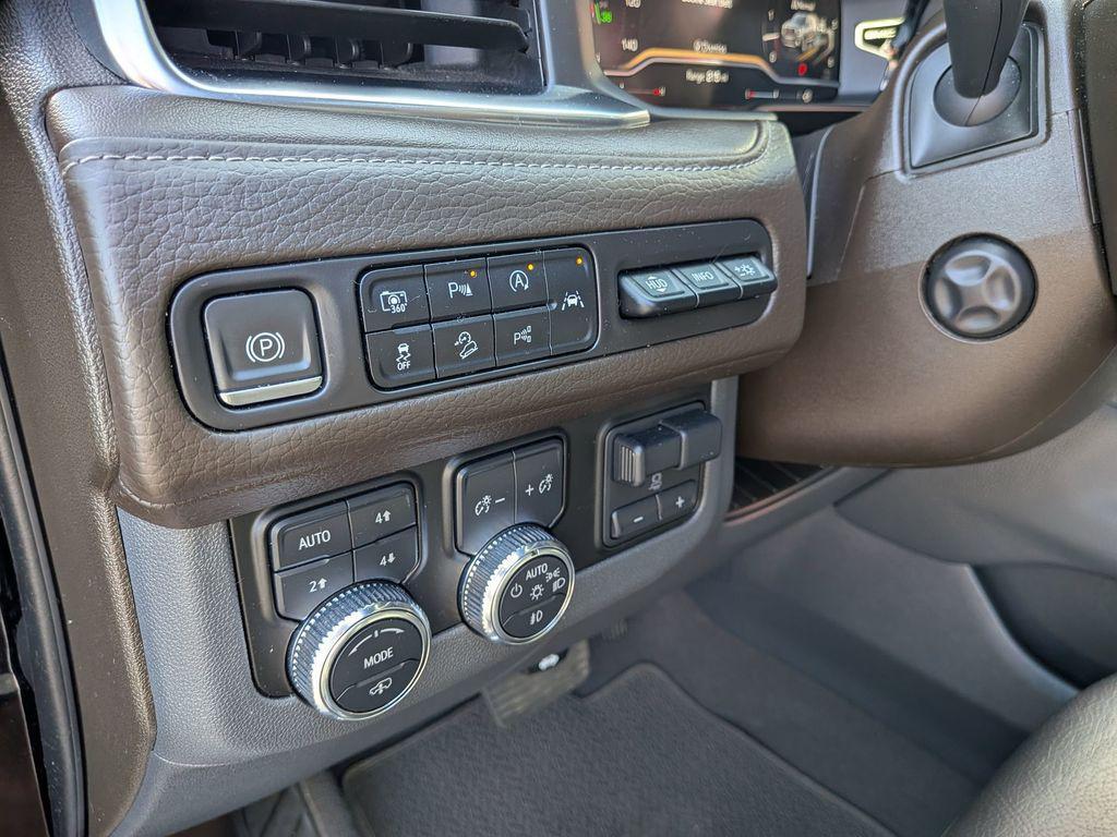 used 2023 GMC Yukon XL car, priced at $65,995