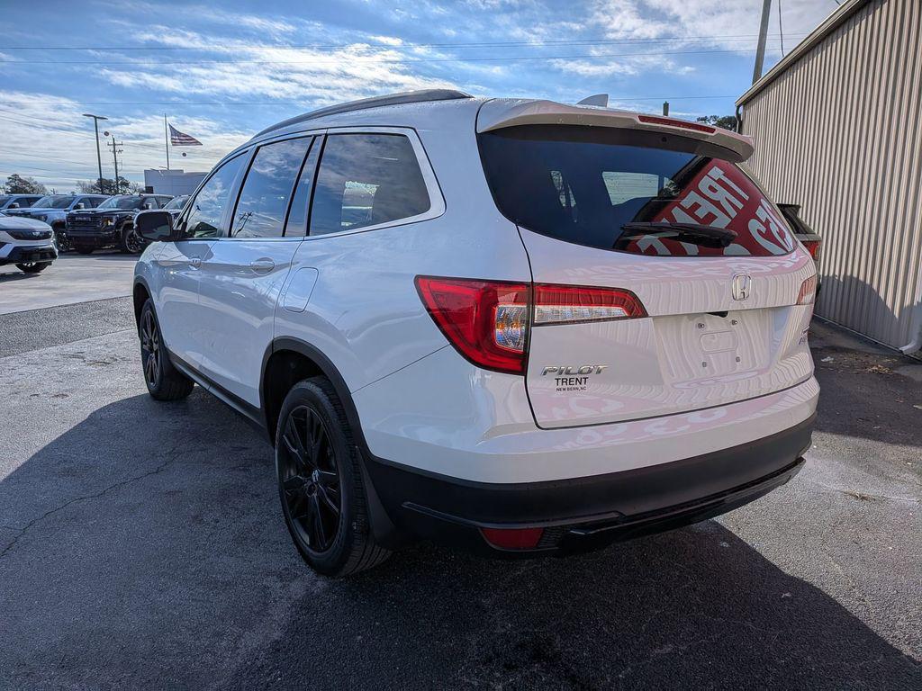 used 2022 Honda Pilot car, priced at $31,000