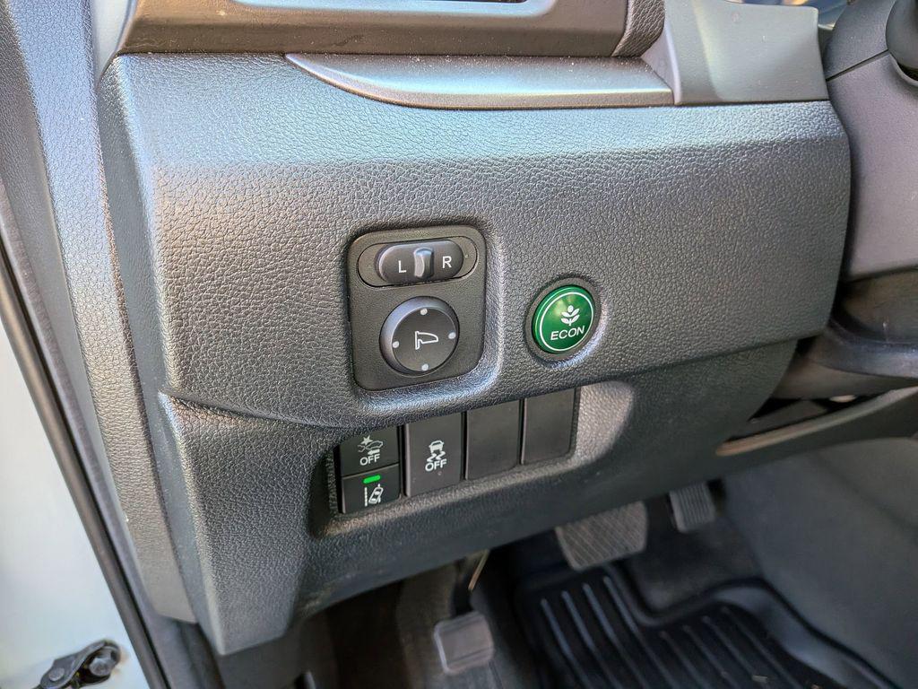 used 2022 Honda Pilot car, priced at $31,000