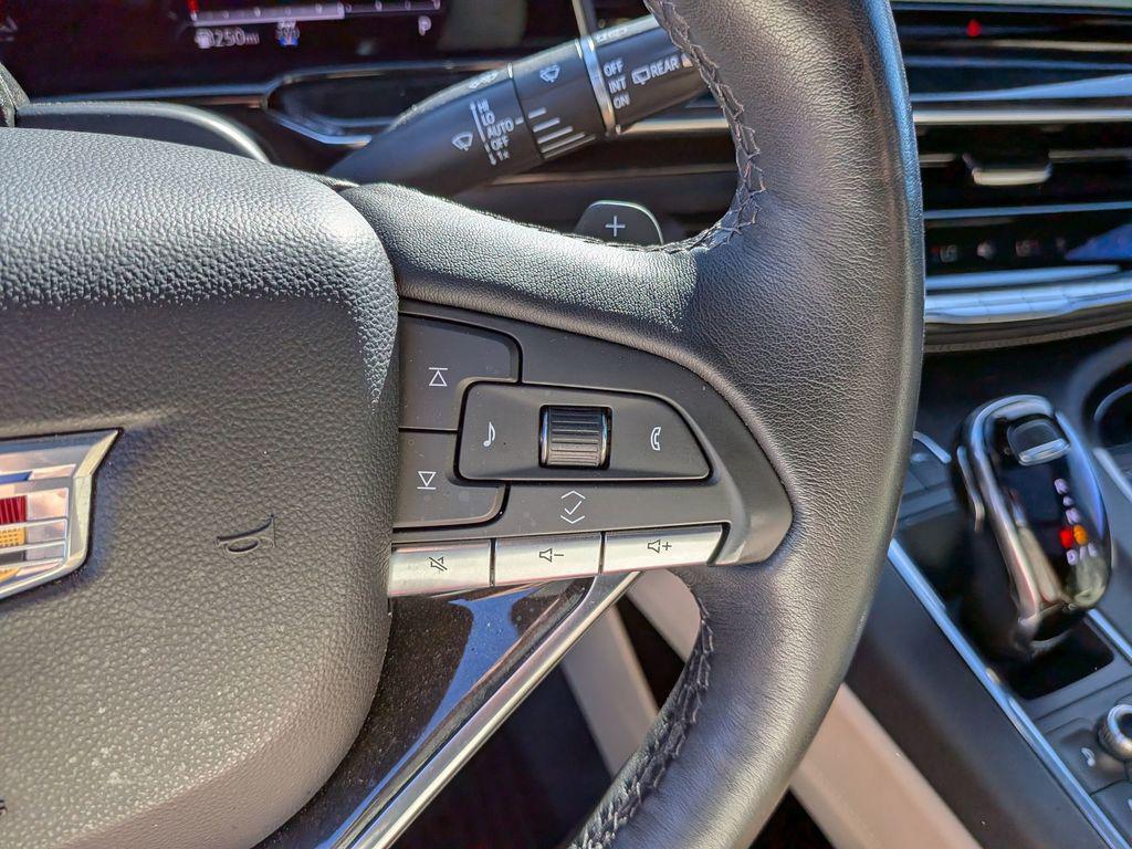 used 2023 Cadillac Escalade ESV car, priced at $84,998