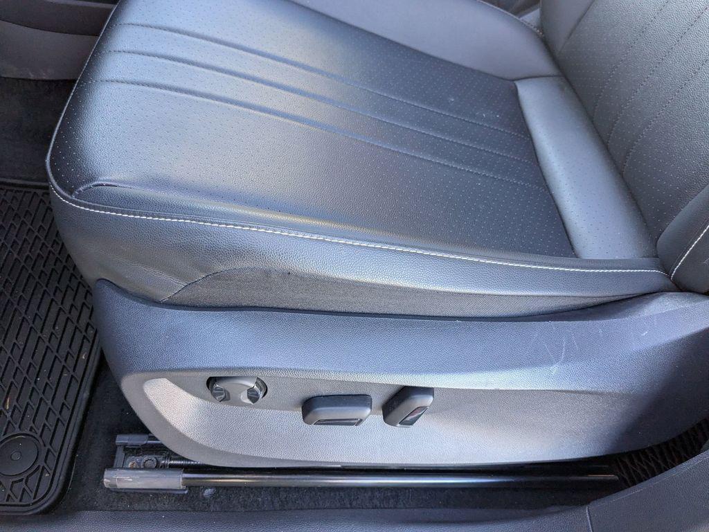 used 2024 Volkswagen Tiguan car, priced at $26,595