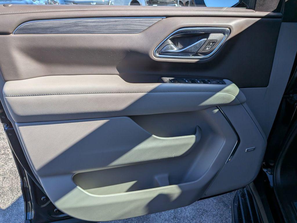 used 2023 GMC Yukon XL car, priced at $57,495