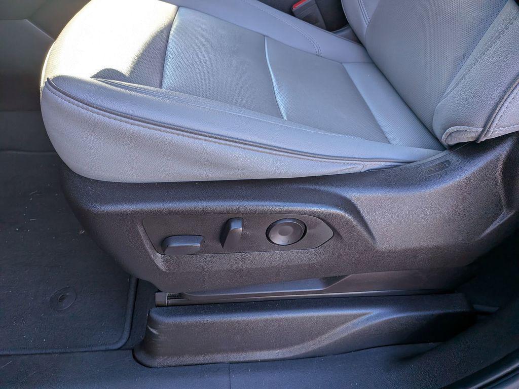 used 2023 GMC Yukon XL car, priced at $57,495