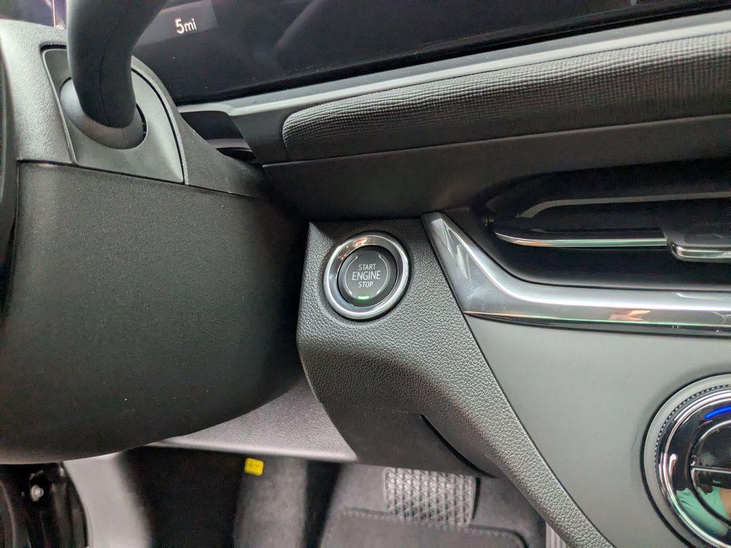 new 2025 Buick Envista car, priced at $26,725