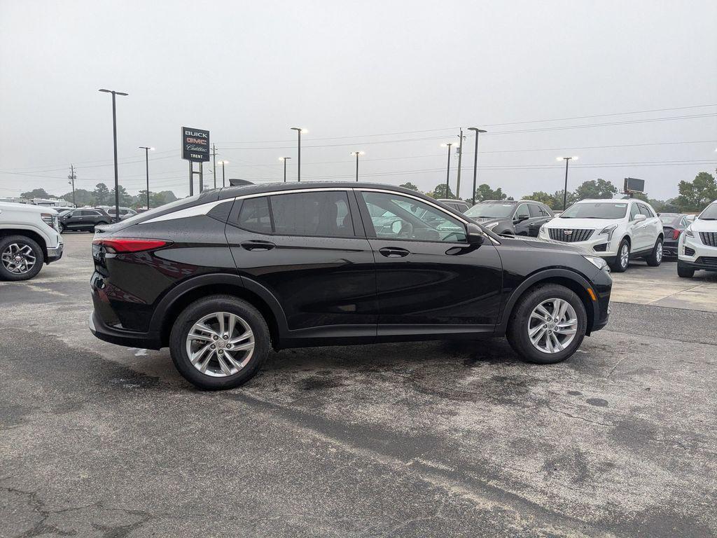 new 2025 Buick Envista car, priced at $26,725