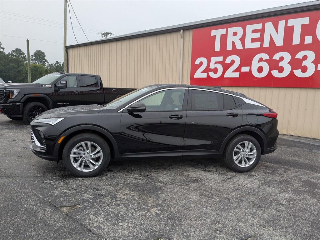 new 2025 Buick Envista car, priced at $26,725