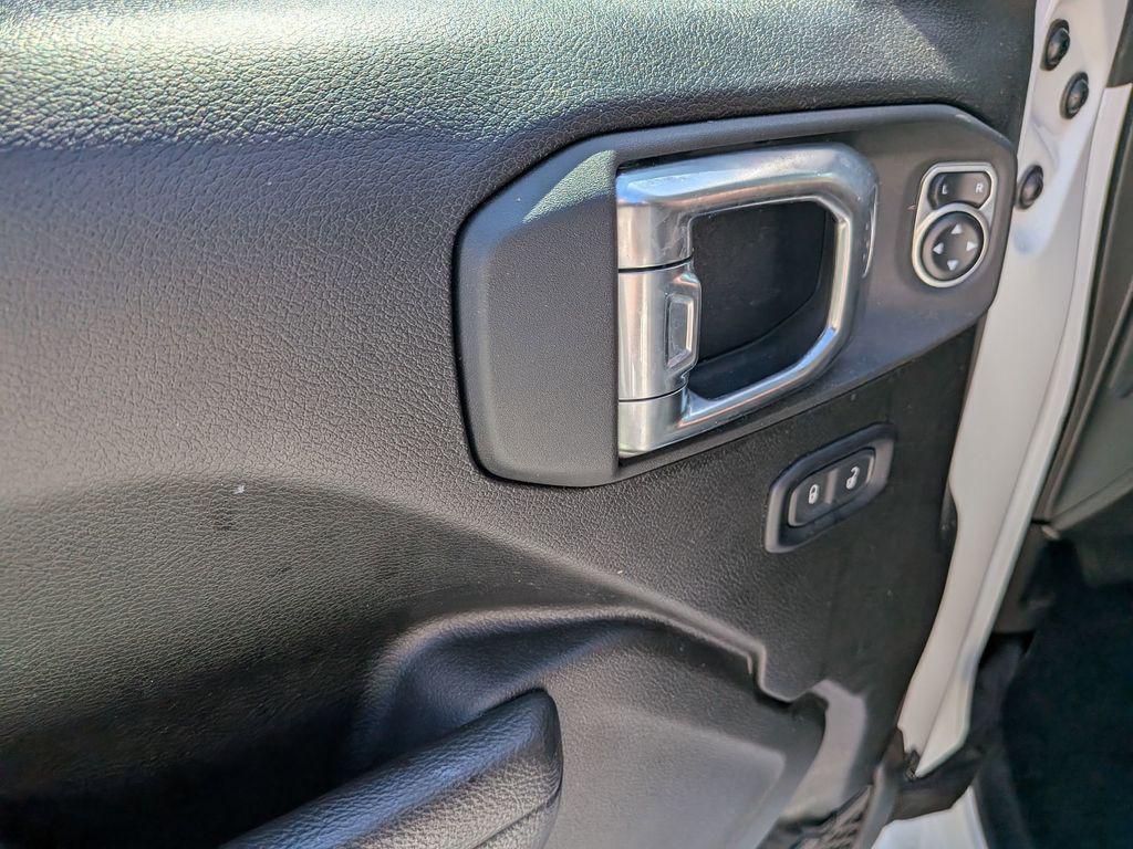 used 2025 Jeep Gladiator car, priced at $36,595