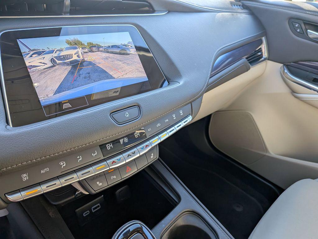 used 2023 Cadillac XT4 car, priced at $30,998