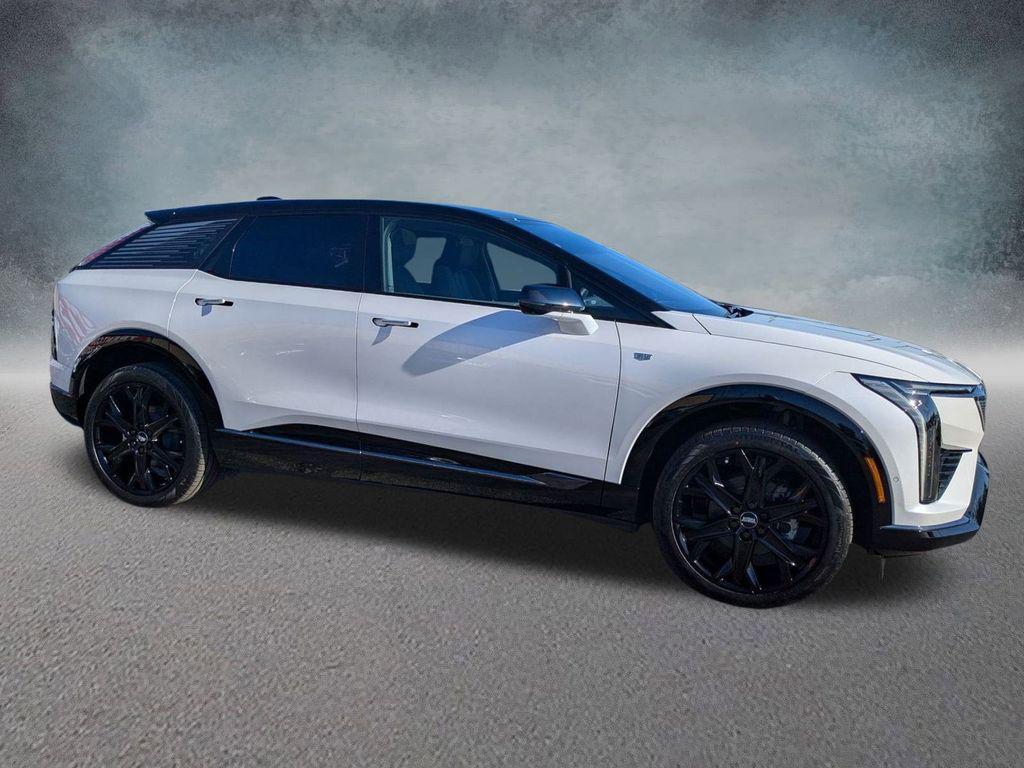 new 2025 Cadillac OPTIQ car, priced at $53,777