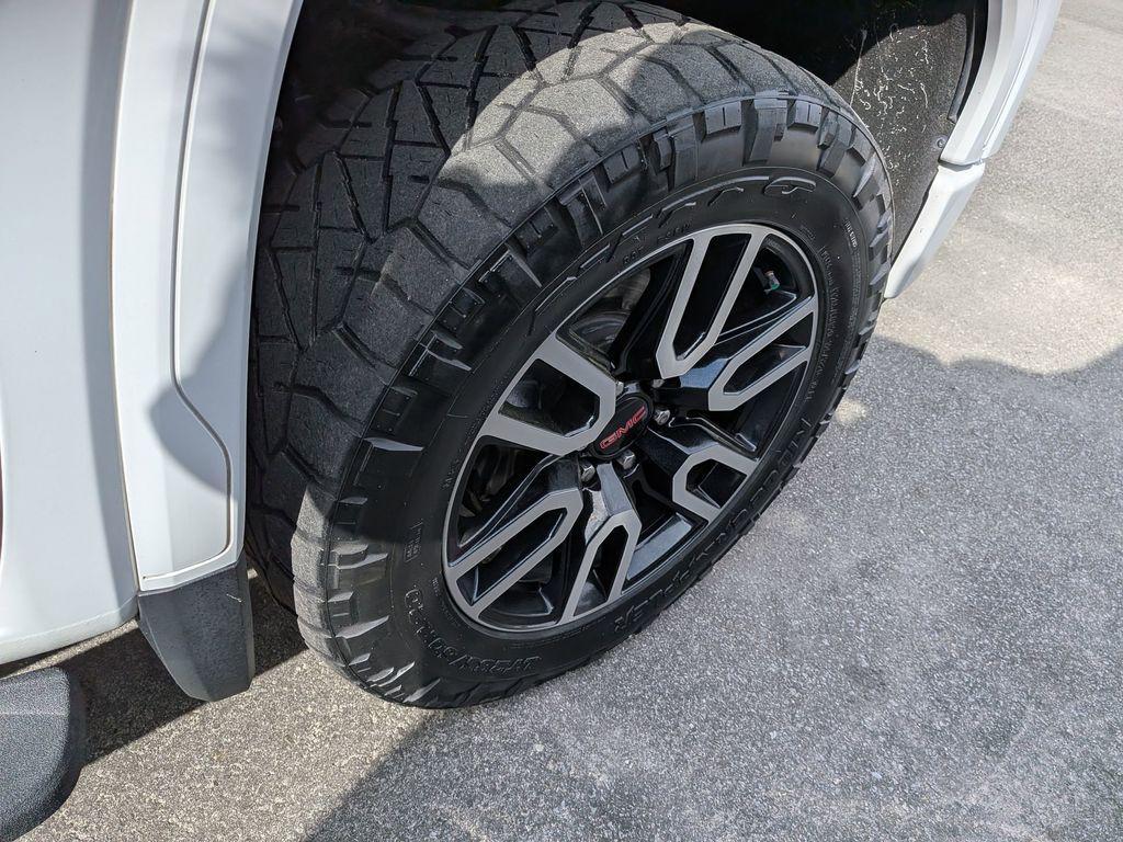 used 2022 GMC Sierra 1500 car, priced at $43,695