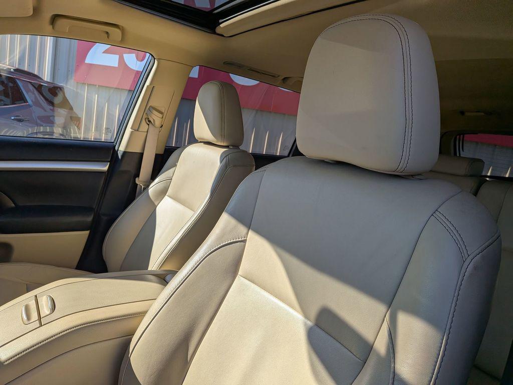 used 2015 Toyota Highlander car, priced at $15,495