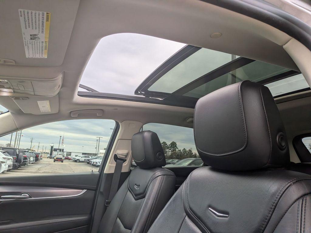 used 2019 Cadillac XT5 car, priced at $16,498