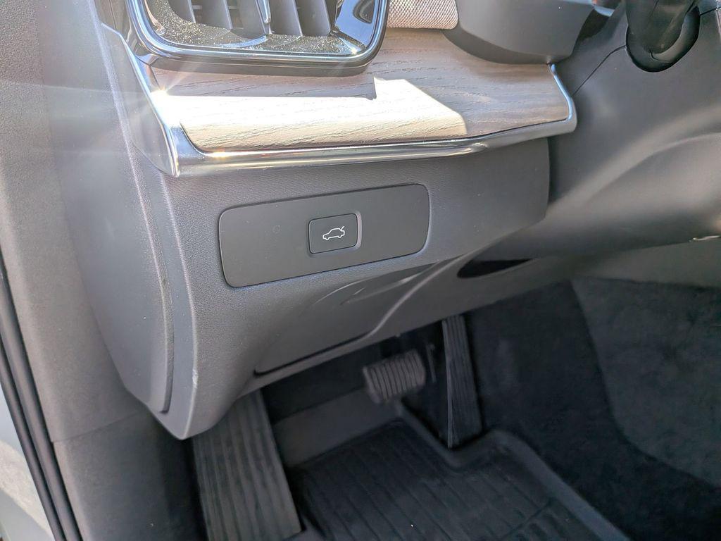 used 2026 Volvo XC90 car, priced at $64,000
