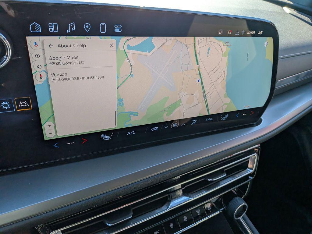 used 2025 Chevrolet Traverse car, priced at $35,500