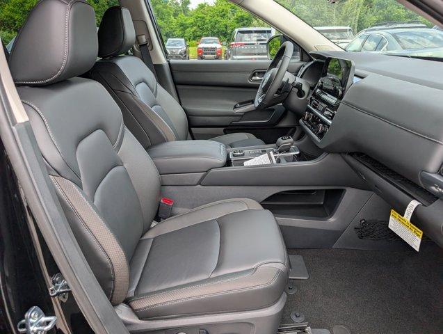 new 2025 Nissan Pathfinder car, priced at $39,502