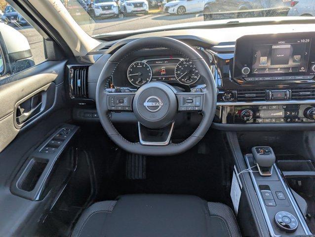 new 2025 Nissan Pathfinder car, priced at $36,785