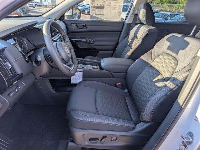 new 2025 Nissan Pathfinder car, priced at $36,785