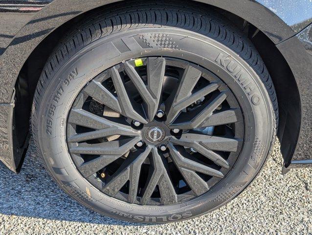 new 2025 Nissan Altima car, priced at $25,495