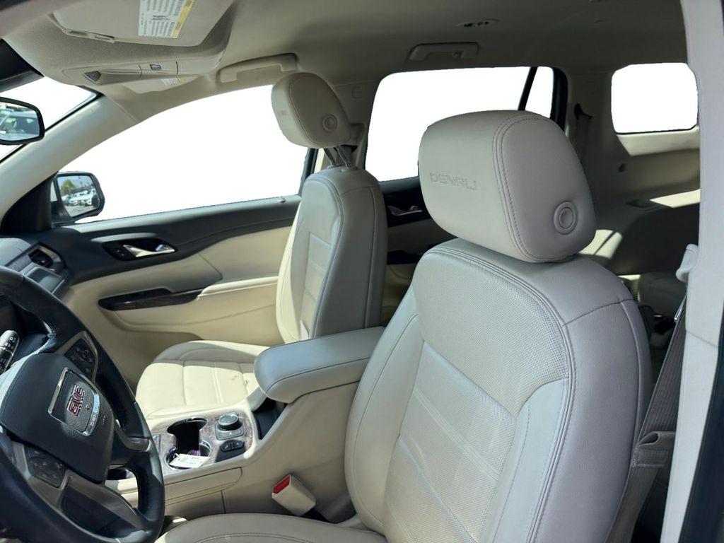 used 2023 GMC Acadia car, priced at $31,399
