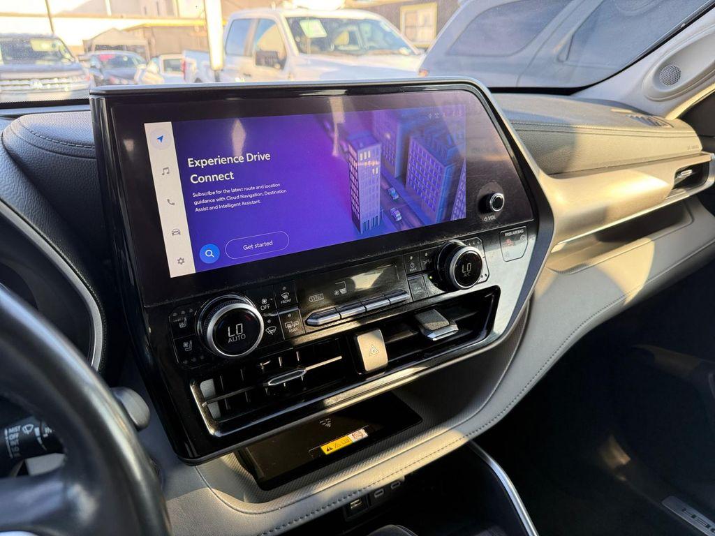 used 2023 Toyota Highlander car, priced at $32,999