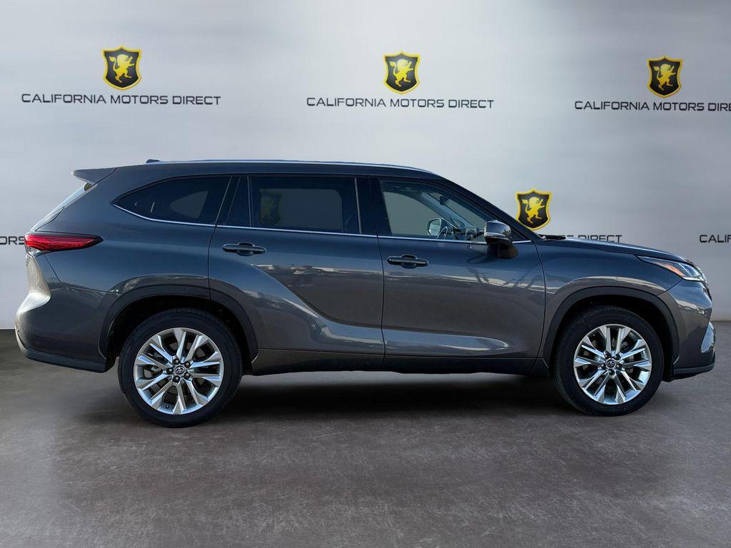 used 2023 Toyota Highlander car, priced at $32,999