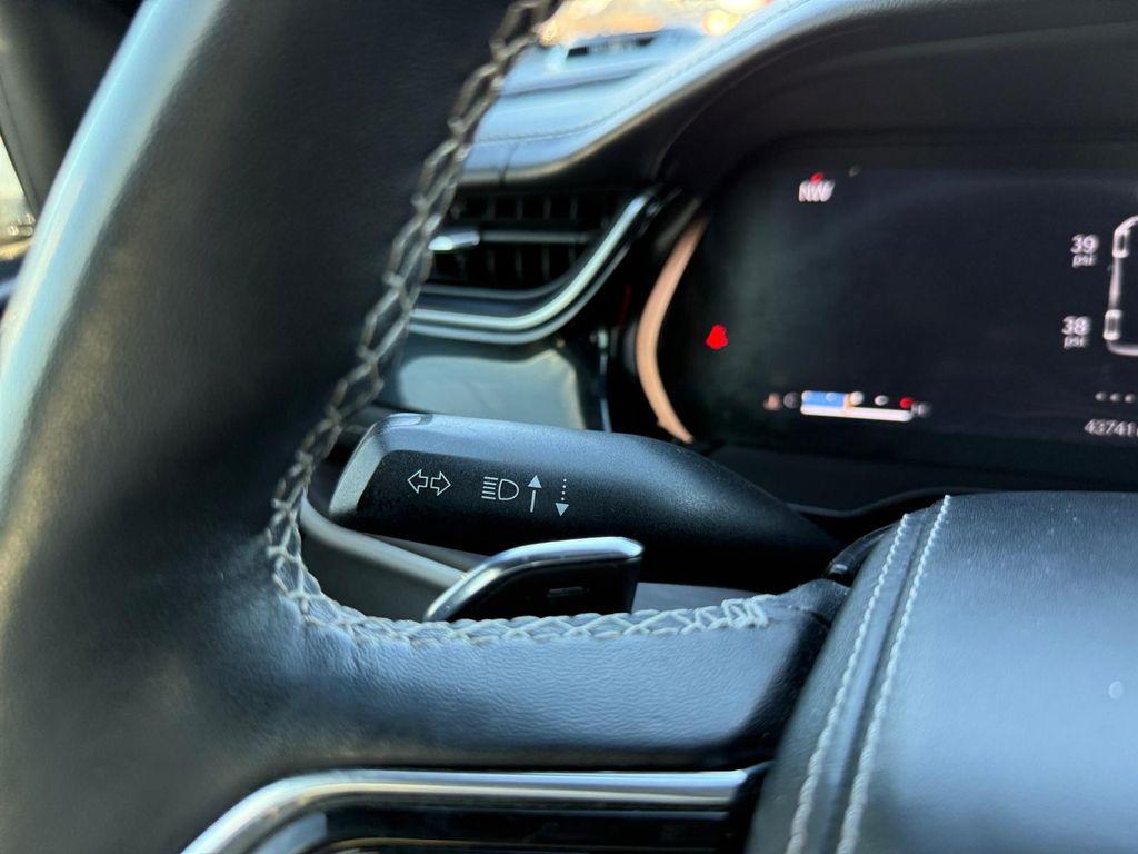 used 2022 Jeep Grand Cherokee car, priced at $26,999