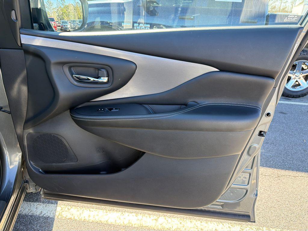 used 2022 Nissan Murano car, priced at $19,291