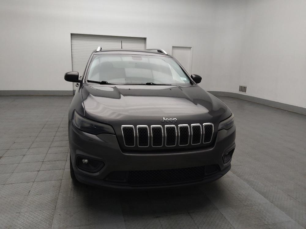 used 2019 Jeep Cherokee car, priced at $17,195