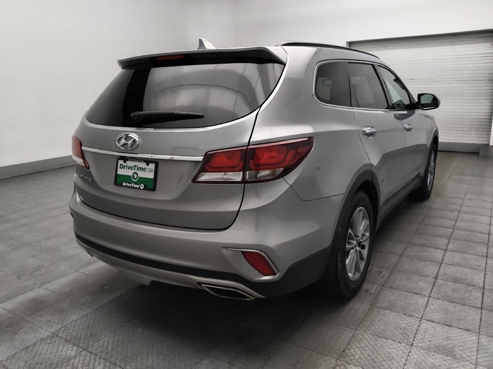 used 2018 Hyundai Santa Fe car, priced at $17,895