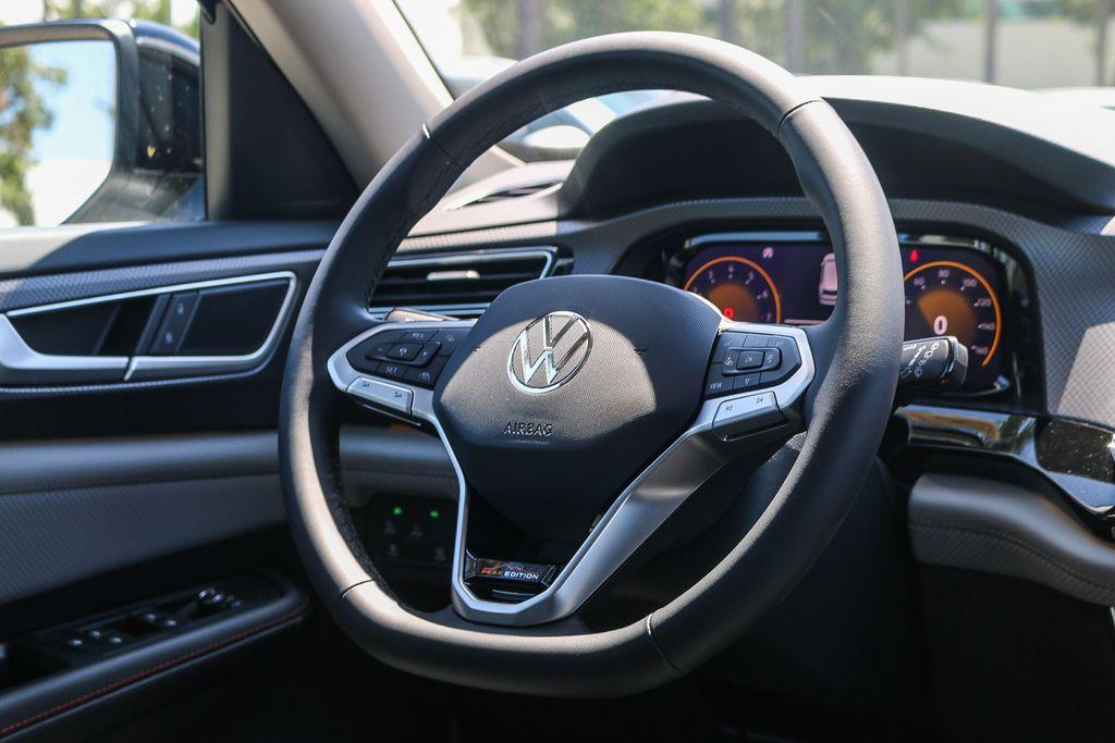new 2026 Volkswagen Atlas car, priced at $45,764