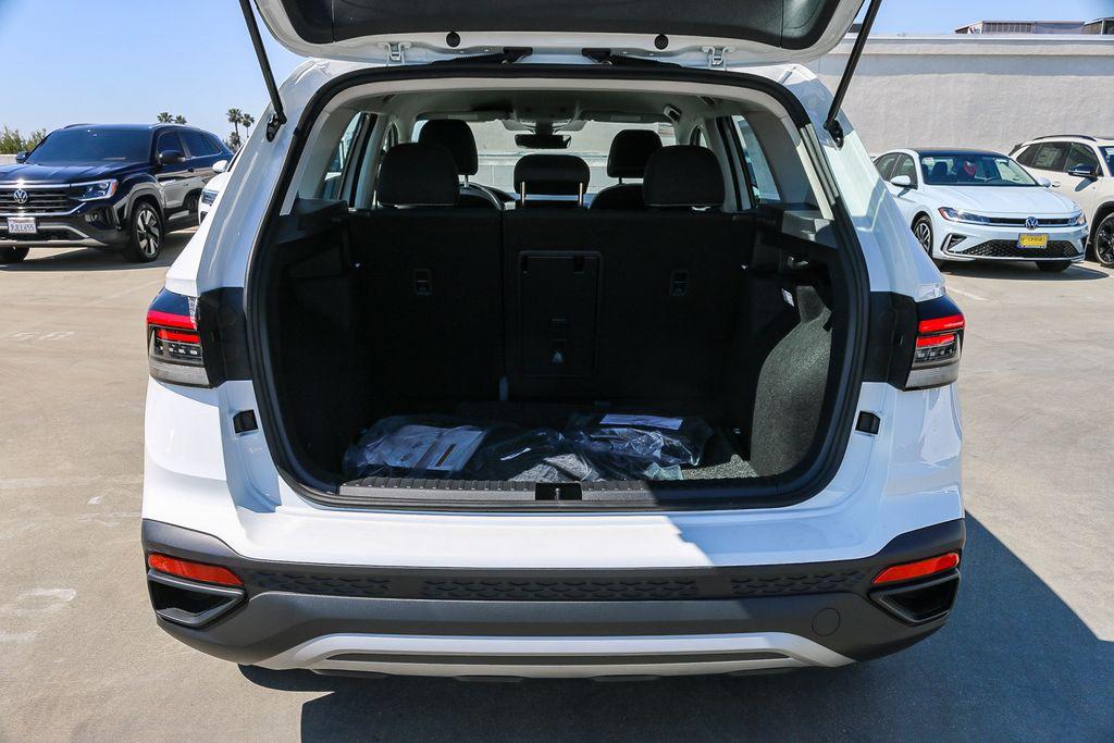 new 2026 Volkswagen Taos car, priced at $26,002