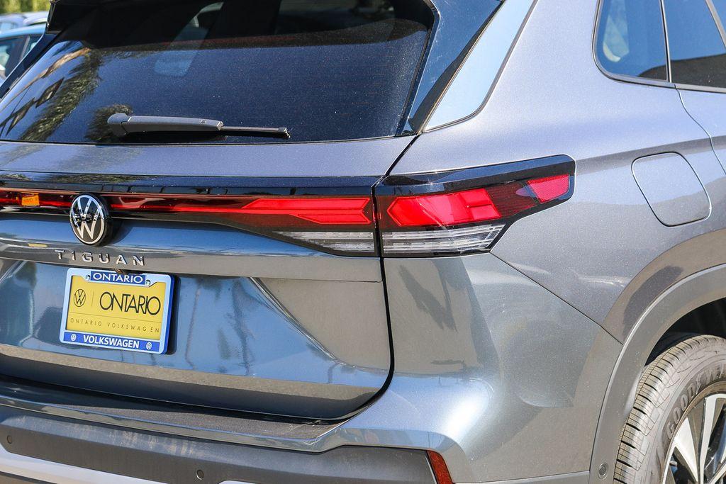 new 2026 Volkswagen Tiguan car, priced at $28,917
