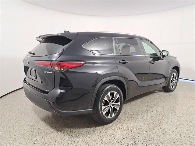 used 2023 Toyota Highlander Hybrid car, priced at $38,999