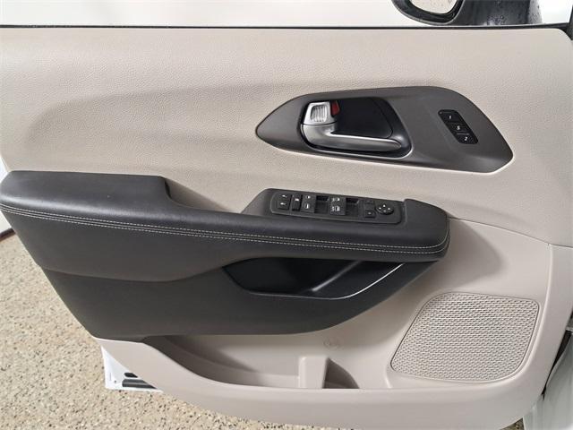used 2023 Chrysler Pacifica car, priced at $21,777