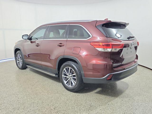 used 2019 Toyota Highlander car, priced at $22,499