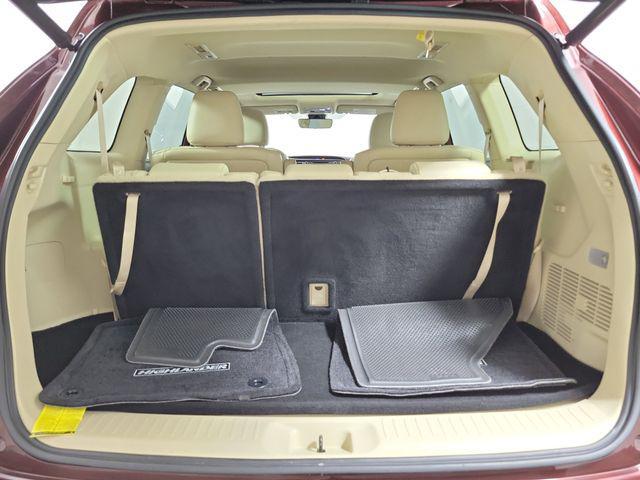 used 2019 Toyota Highlander car, priced at $22,499