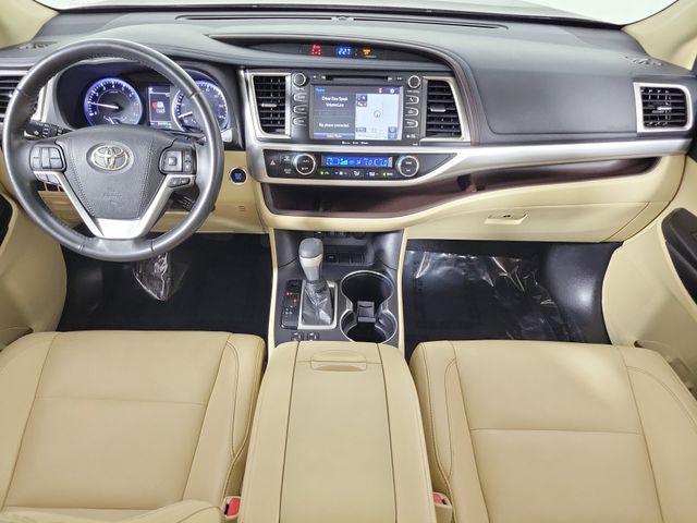 used 2019 Toyota Highlander car, priced at $22,499
