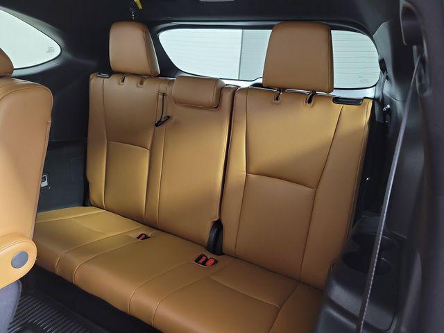 used 2022 Toyota Highlander car, priced at $39,899