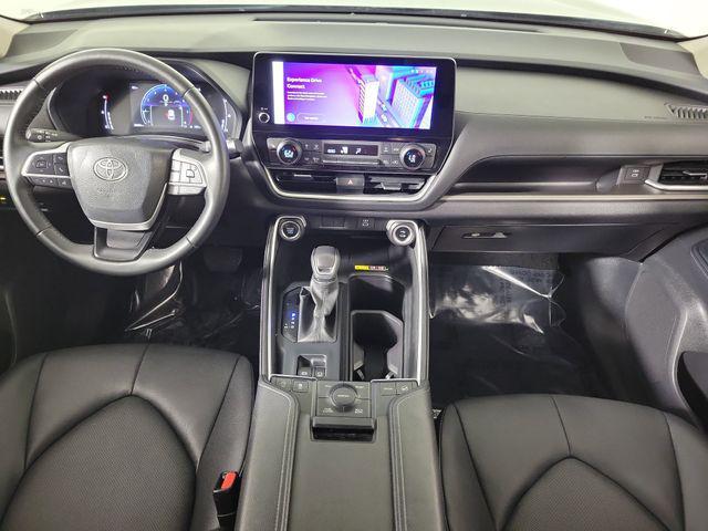 used 2025 Toyota Grand Highlander car, priced at $44,377