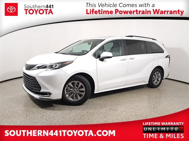 used 2024 Toyota Sienna car, priced at $35,999