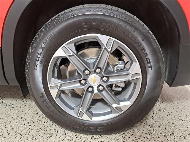 used 2025 Chevrolet Blazer car, priced at $26,999