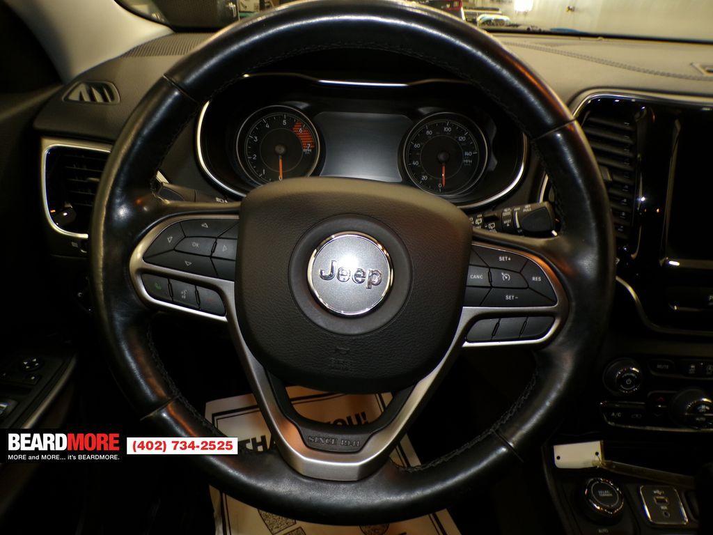 used 2020 Jeep Cherokee car, priced at $20,287