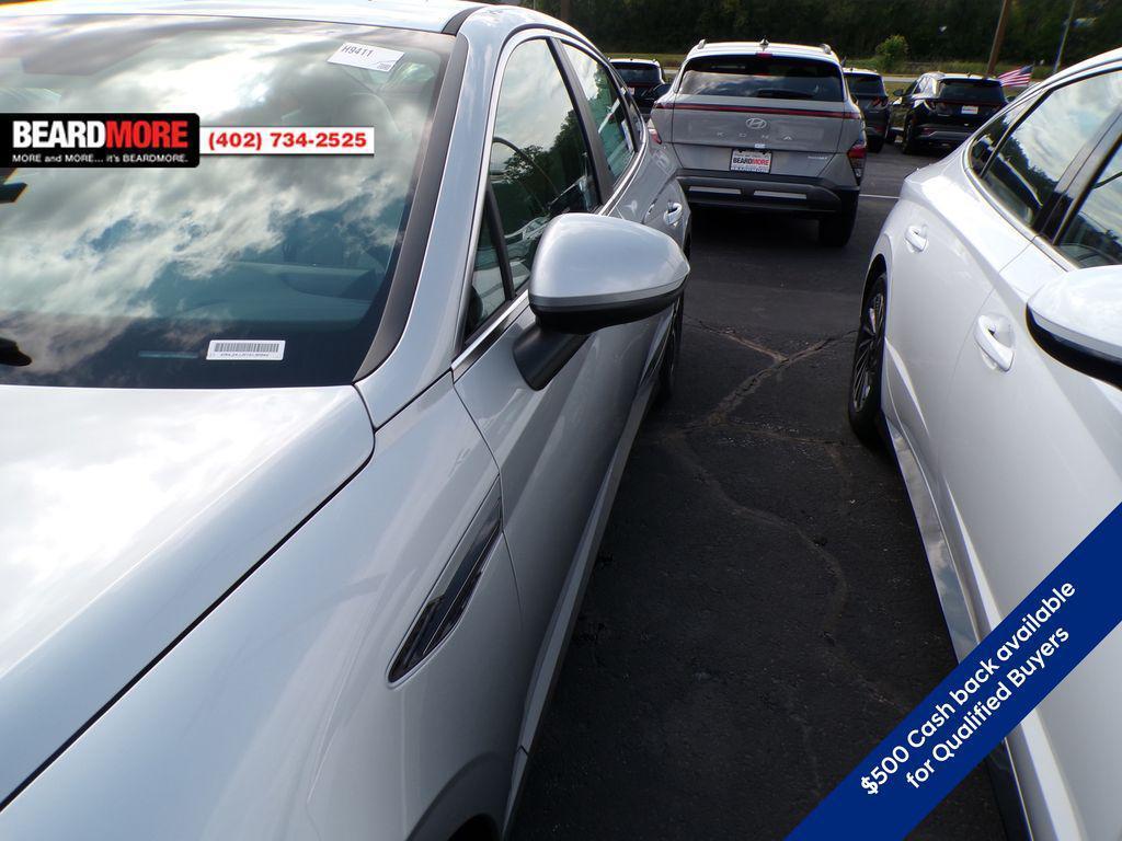 new 2026 Hyundai Sonata Hybrid car, priced at $29,549