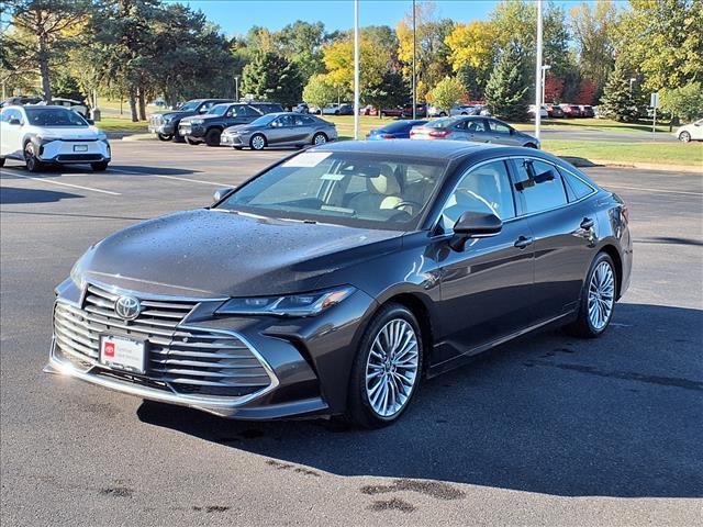 2019 Brownstone Toyota Avalon