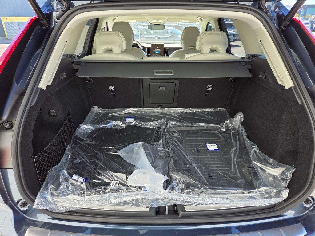 new 2026 Volvo XC60 car, priced at $62,275