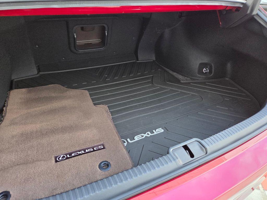 used 2020 Lexus ES 350 car, priced at $30,617