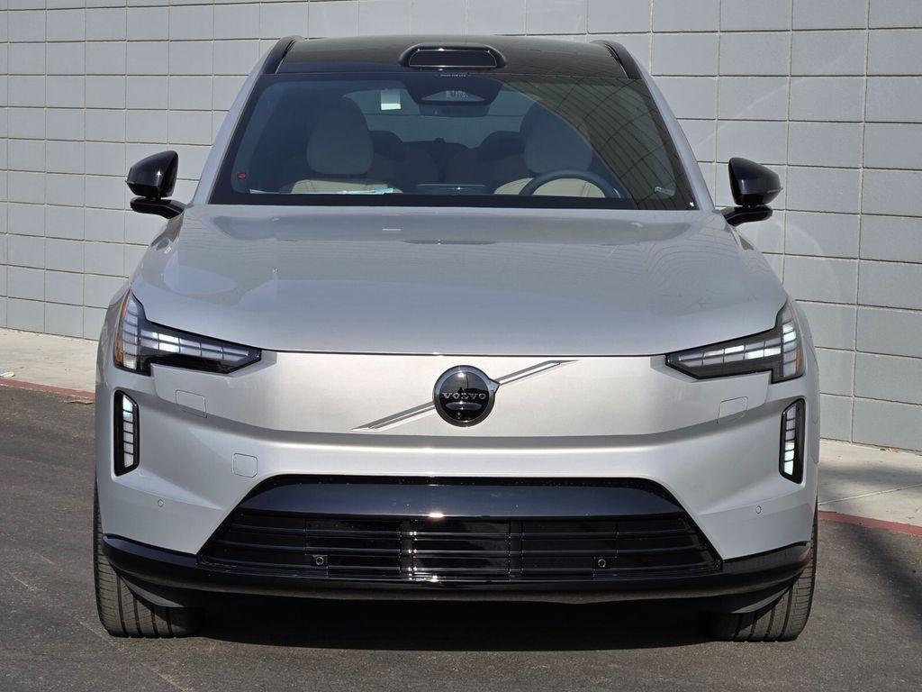 new 2025 Volvo EX90 car, priced at $88,920