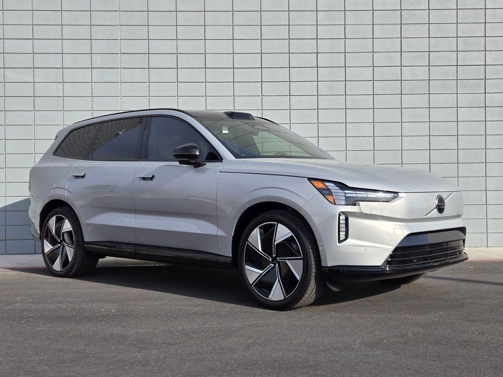 new 2025 Volvo EX90 car, priced at $88,920