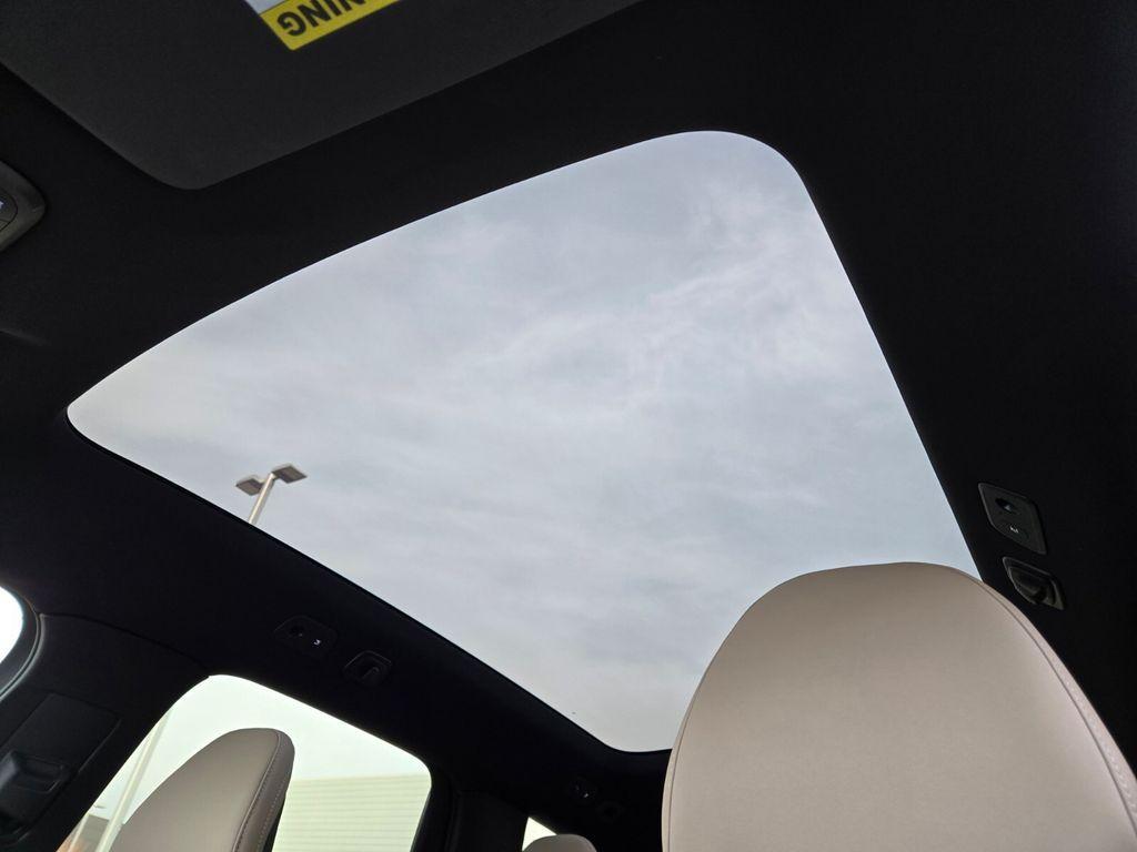 new 2025 Volvo EX90 car, priced at $88,920