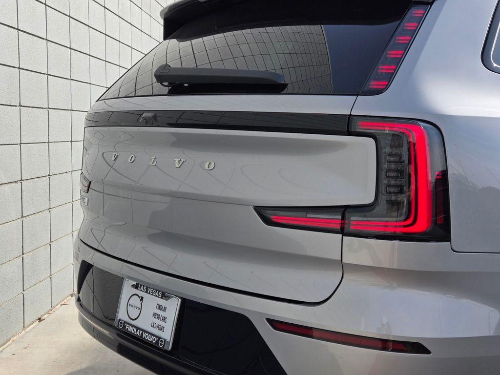 new 2025 Volvo EX90 car, priced at $88,920